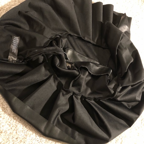 New without tag ASYOU PU buckle detail pleated skirt in black, US size 8 - Picture 6 of 11
